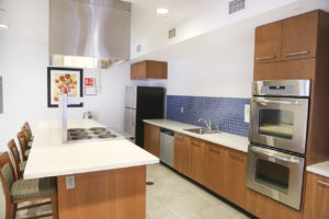 Livi_Apts_Community_Kitchen